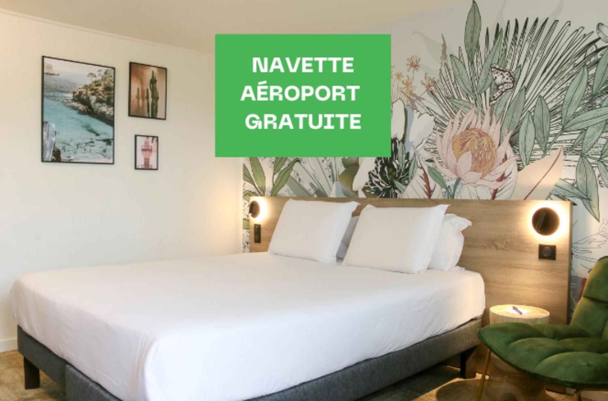 Kyriad Aeroport Marseille Vitrolles  Buitenkant foto